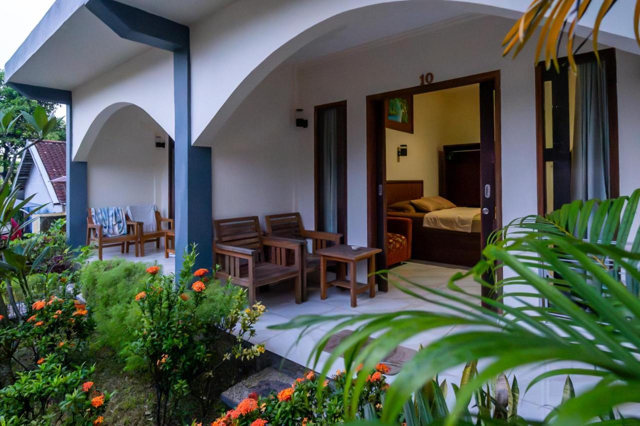 Family Garden Homestay Senggigi Eksteriør bilde