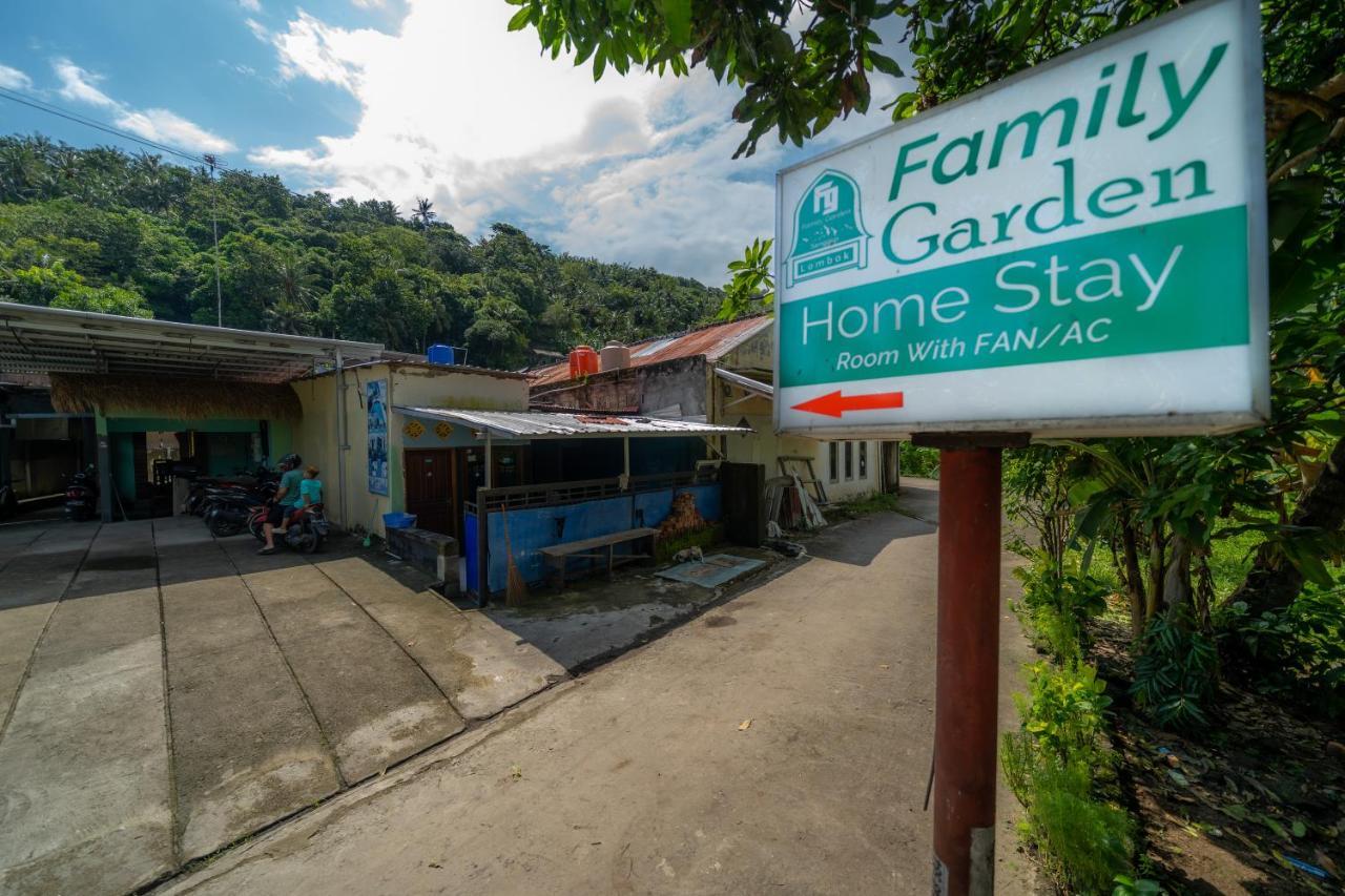 Family Garden Homestay Senggigi Eksteriør bilde