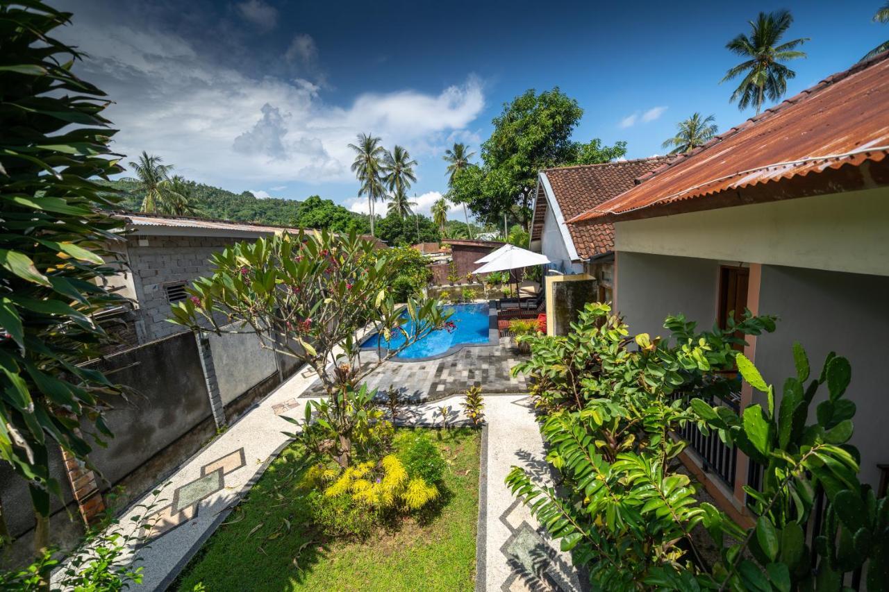 Family Garden Homestay Senggigi Eksteriør bilde