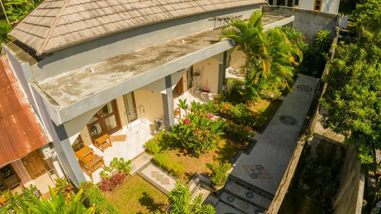Family Garden Homestay Senggigi Eksteriør bilde