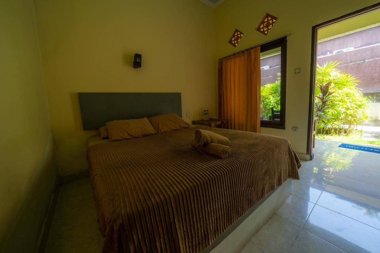 Family Garden Homestay Senggigi Eksteriør bilde